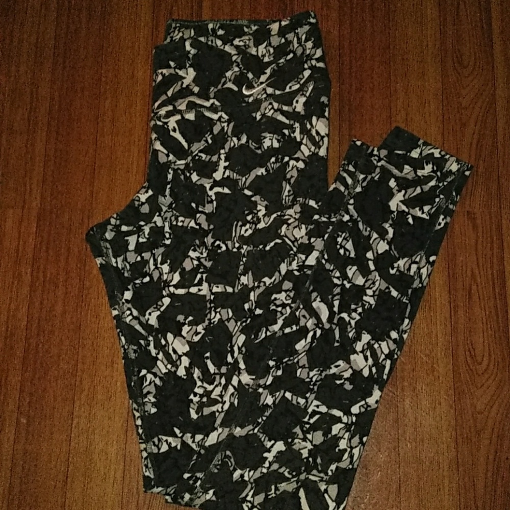 Nike Dri-Fit Womans Pants